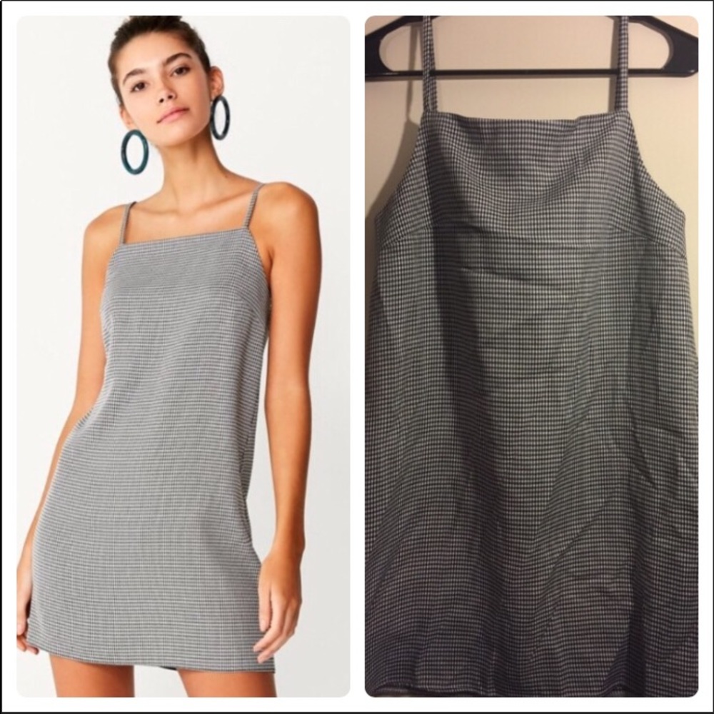 XSOLDX Urban Outfitters Oh My Love Mini Dress - Picture 4 of 8